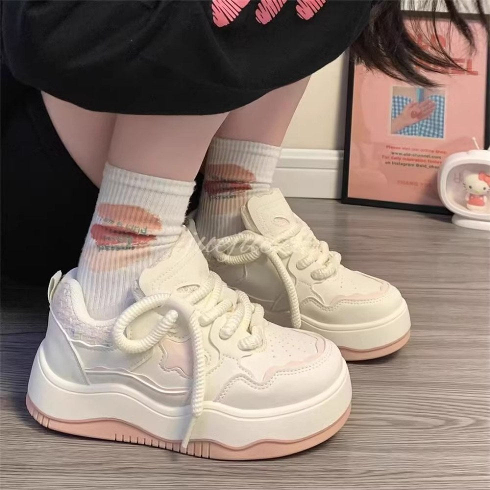 Kids' soft-soled shoes:  spring new arrivals - girls' athletic sneakers for mid-to-large children, anti-slip, fashionable skate shoes, trendy style