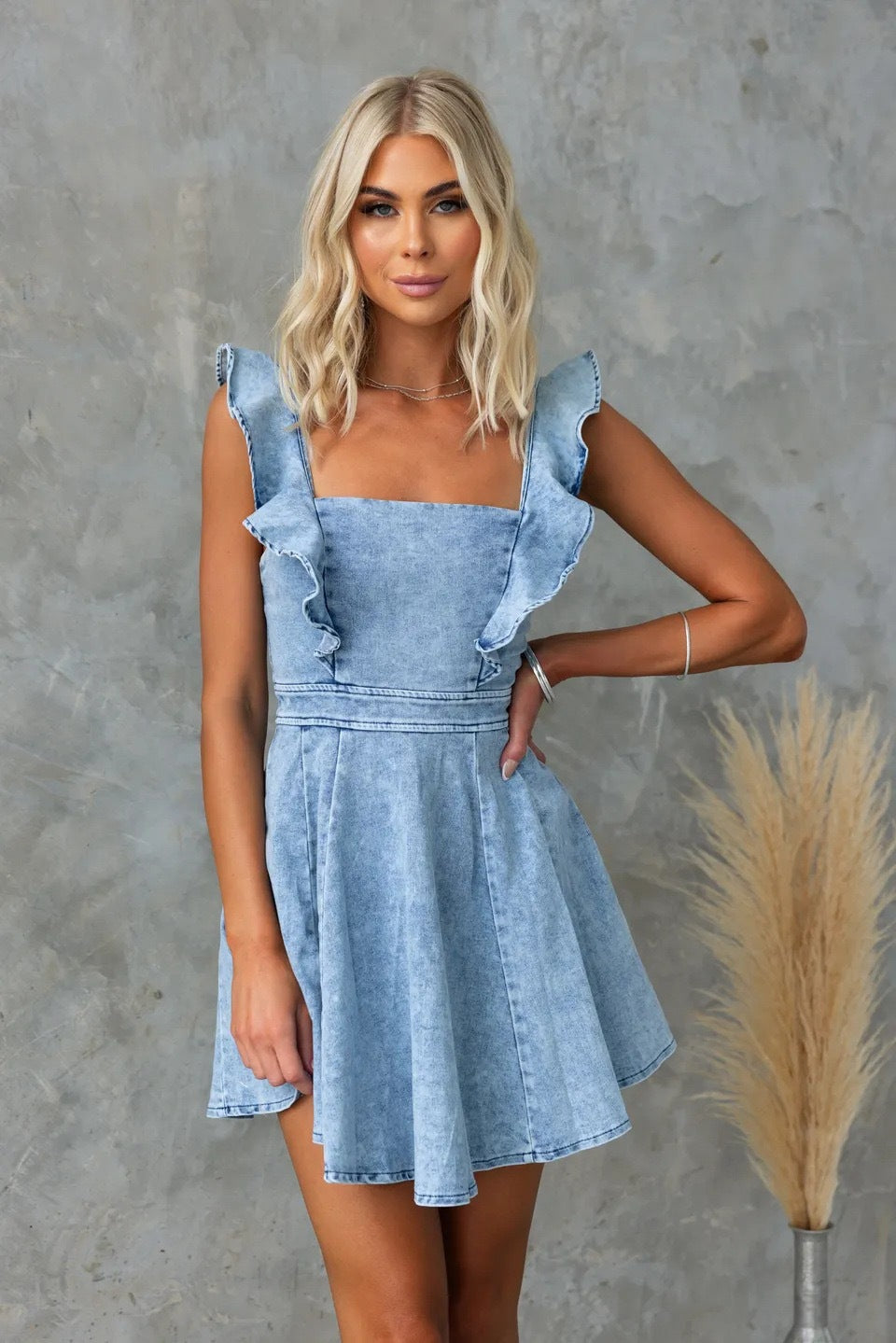 Amazon fashionexport cross-border independent station women's summerfashioncasualfashionbackless denim dress