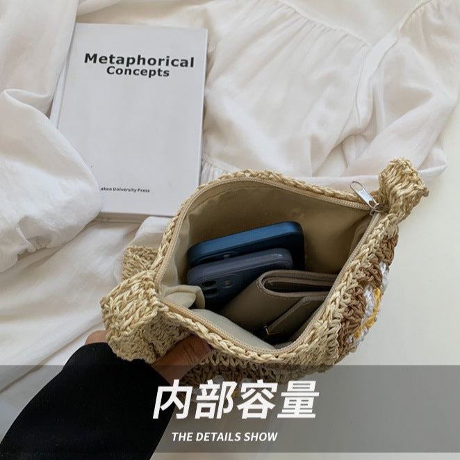 Small lucky bag woven messenger bag fashionable versatile small bag shoulder woven bag summer Internet celebrity niche woven shoulder bag