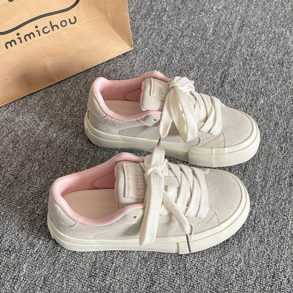 Versatile white sneakers - soft sole, women's style, 2026 new spring/autumn collection, thick sole casual bread shoes, trendy student footwear
