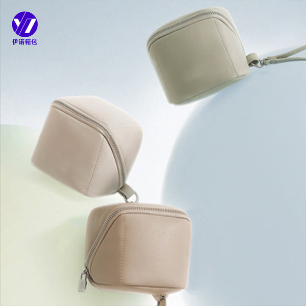 Mini personalized cosmetic bag portable storage bag women's 2024 new high-end travel toilet bag lipstick sundries bag