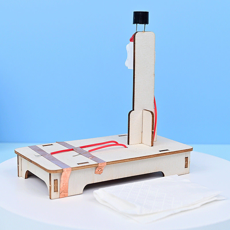 Rain alarm children's handmade technology small production, students stem science experiment innovation small invention meow