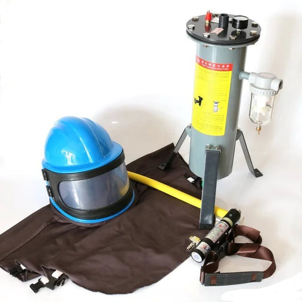 Manufacturer produces sandblasting clothing, light protective work, sandblasting helmet, can bring temperature control, patented products