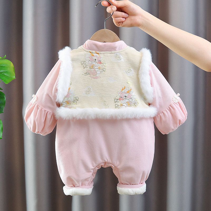 Baby clothes winter newborn baby girl one-piece outing holding clothes quilted thickened princess jacket winter cotton clothes