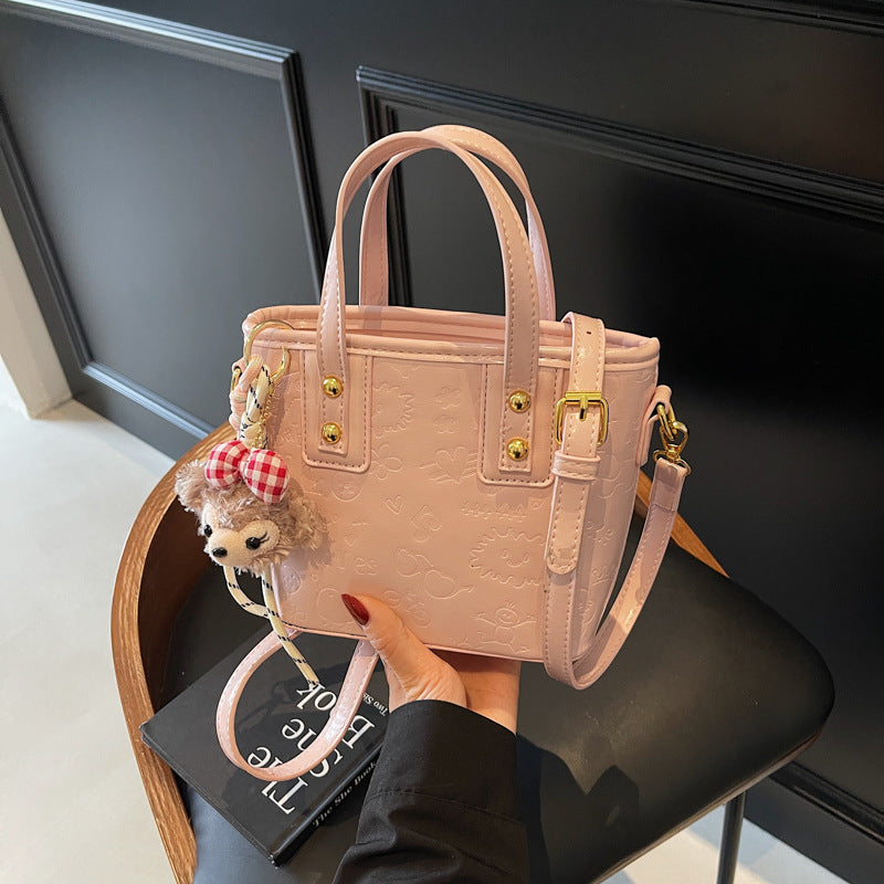 Foreign trade is popular this year, small bags for women 2025 new versatile bucket bags, Korean version commuter shoulder messenger handbag