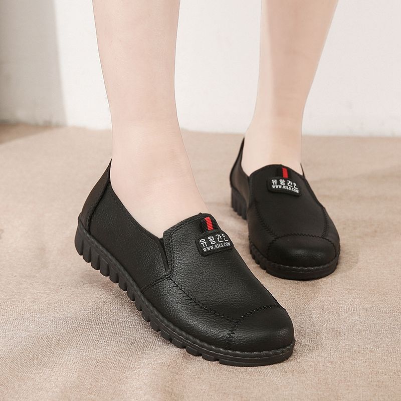 Spring & fall flats ladieswear shoes soft bottom middle-aged and elderly women's flats leather shoes non-slipeasiest for match work shoes slip-on grandma shoes
