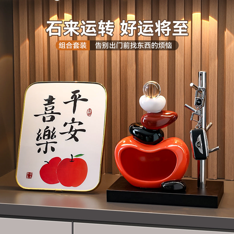 Good luck and turn the key storage ornaments for the entrance hall, high-end creative living room home decoration, housewarming gift