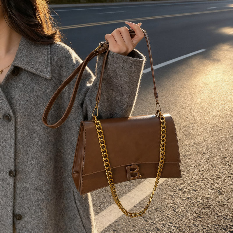 2025 autumn new arrival: unique women's shoulder bag - fashionable chain crossbody bag, vintage-inspired, casual commute style
