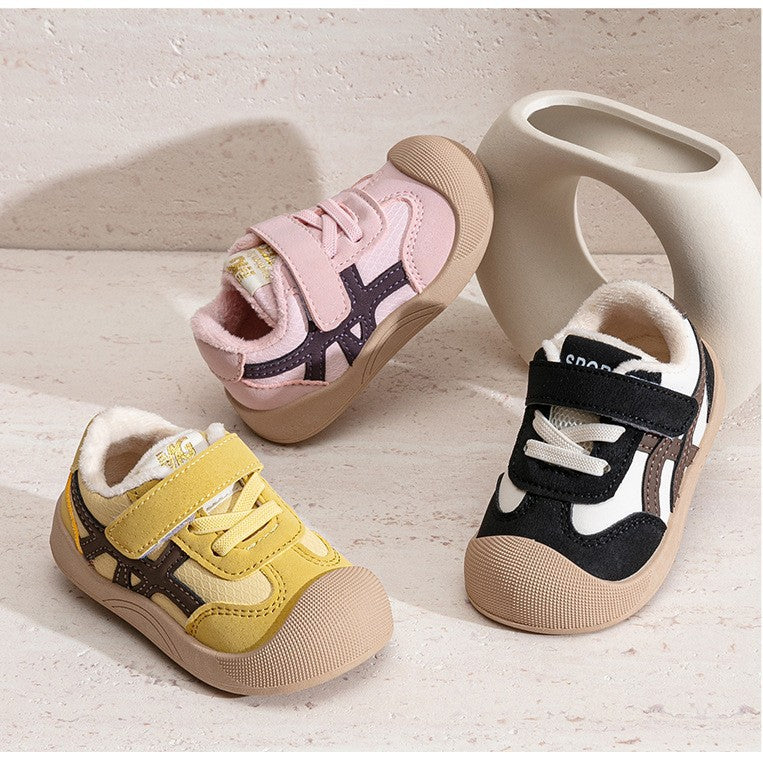 New casual sports shoes for men, women, and children - canvas sneakers, first walker shoes, toddler anti-slip shoes, and insulated winter shoes
