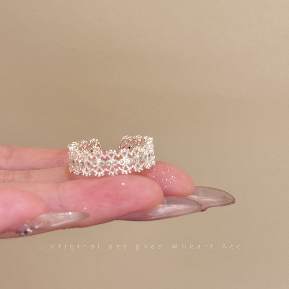 Palace style lace zircon open ring accessible luxuryniche style design classy sense index finger ring elegant ring for women