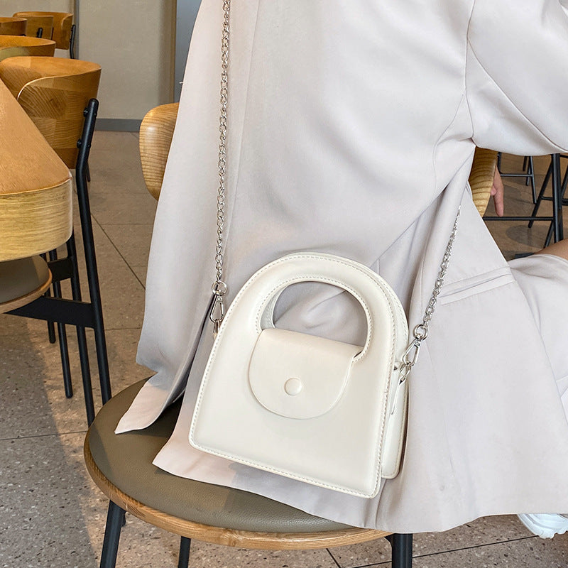 Guangzhou women's bag chain mini small satchel niche design fashionable versatile handbag high-end simple messenger bag