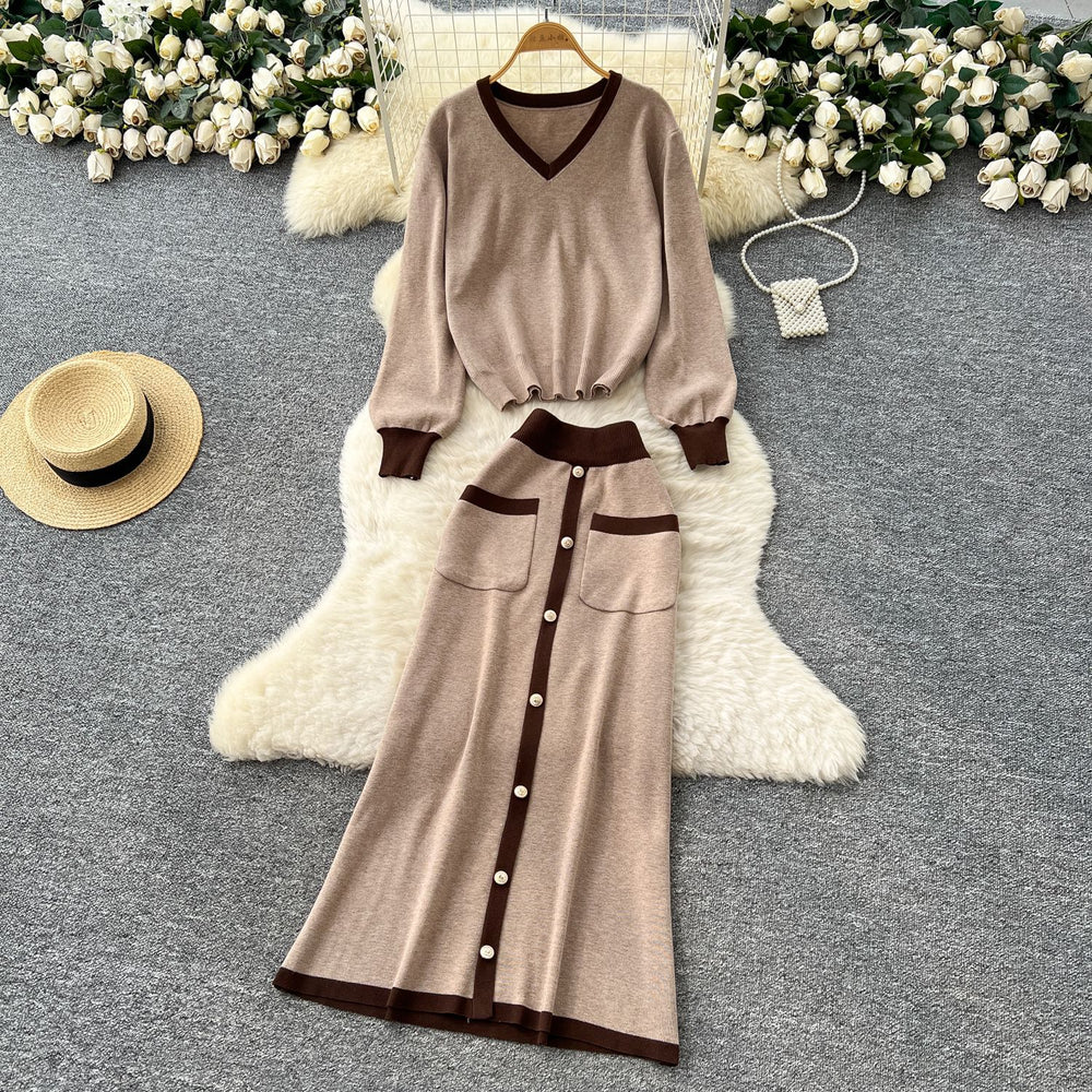 Xiaoxiangfengfashionablesuitfemaleautumclassy sense loosecontrast colorv necklong sleevesknitting shirt single breasted skirt