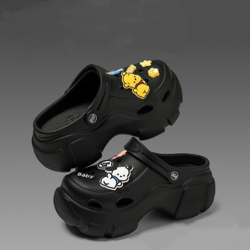 Crocs women's summeroutwear feeling of stepping on shit, thick sole non-slip 2024 new arrival beach toe sandals and slippers summer