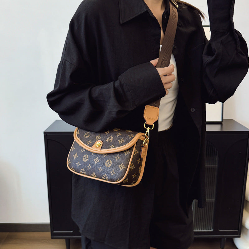 shoulder bag for women, 2025 new arrival, elegant and versatile, fashionable casual crossbody bag, european and american style, classic monogram small square bag