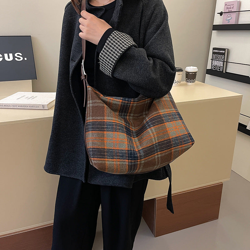 Bow lace-up shoulder bag Korean version casual large-capacity dumpling bag women's winter plaid tote bag