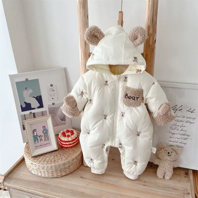Super cute baby onesie, perfect for fall and winter. this padded, thickened romper is ideal for both baby boys and girls. a cozy, fleece-lined outfit for newborns, perfect for outings