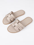Plus size women's slides for cross-border e-commerce: versatile summer flat sandals, perfect for beach vacations and stylish beachwear