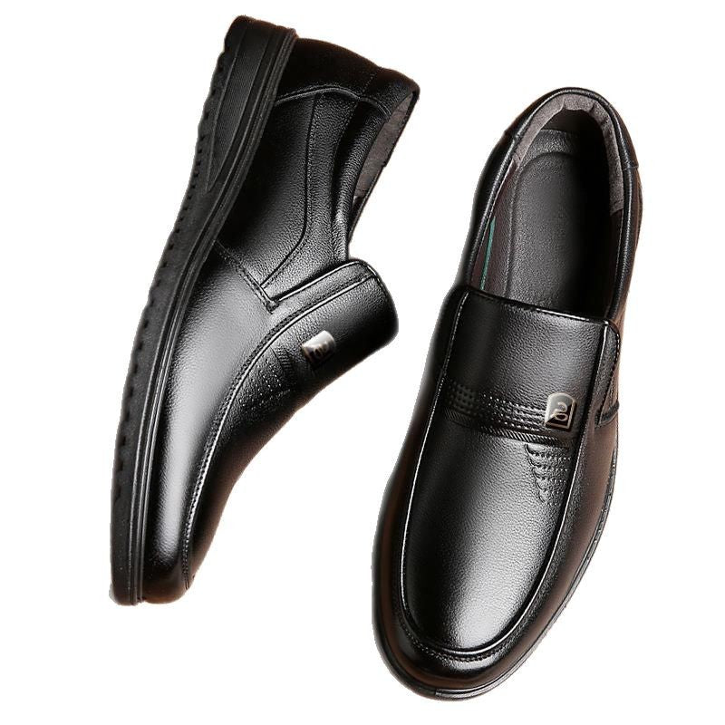 Clearance sale: men's leather shoes - autumn styles, fashionable & versatile, business casual, soft sole, perfect for middle-aged and elderly men