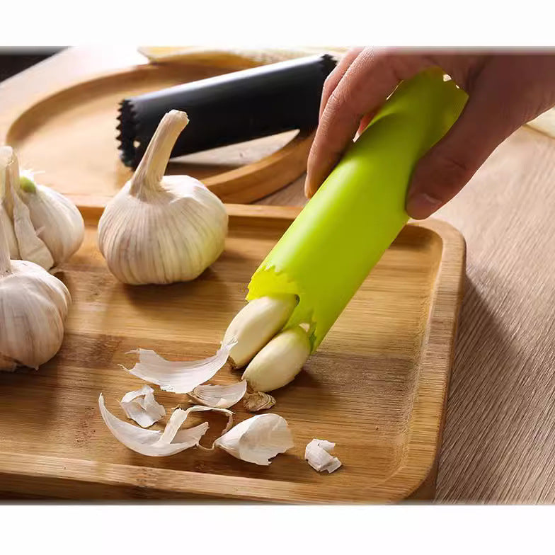 Kitchen handy gadget collection: silicone garlic peeler - manual garlic peeling tool - simple and creative kitchen gadget