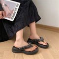 Versatile flip-flops for women, summer new arrivaleva stepping on shit, flip-flop beach shoes for women, thick sole shoes, non-slip slippers