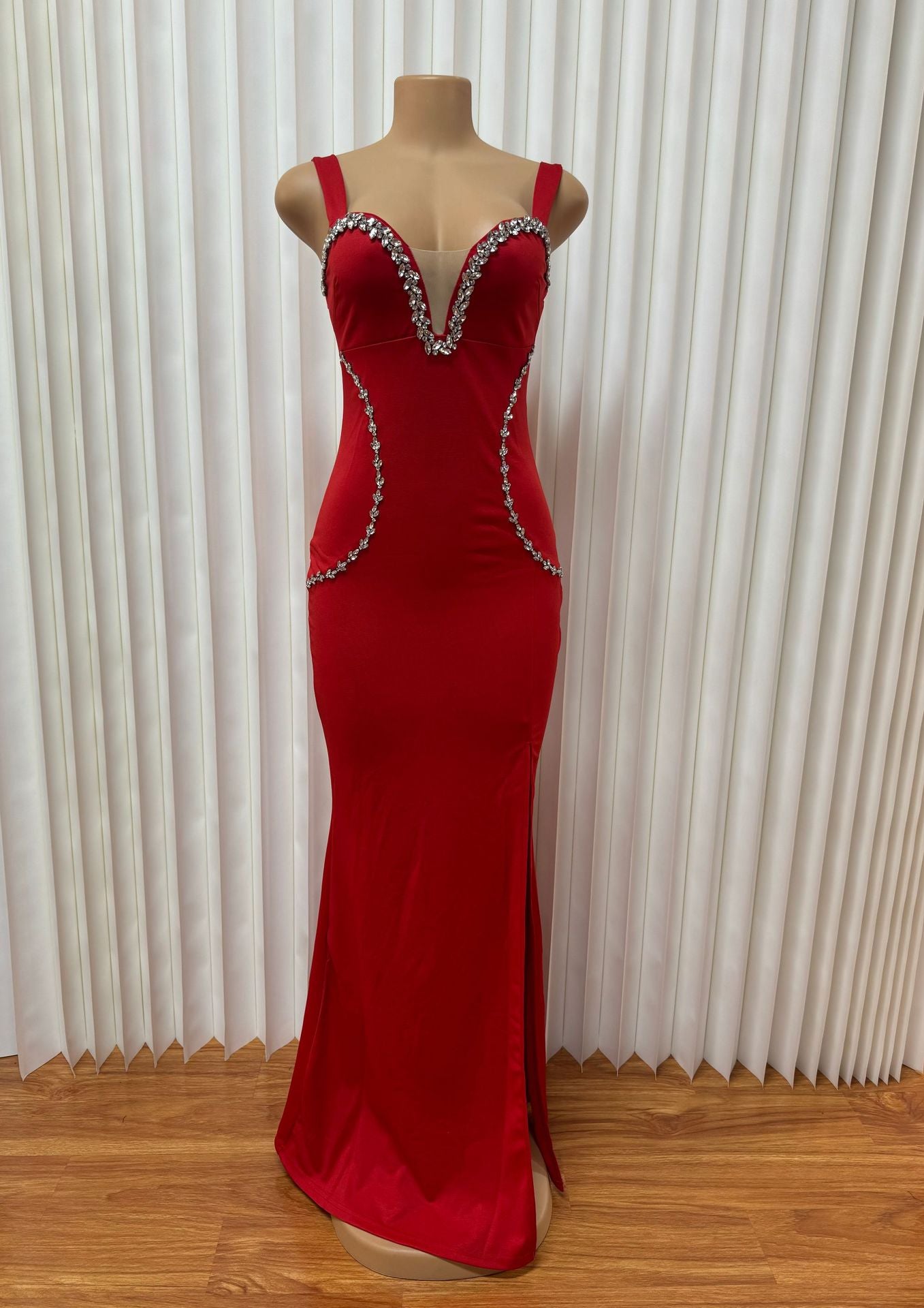 Europe, America,  's new women's clothing, sexy flash diamond decorative hip-wrapped slim suspender dress