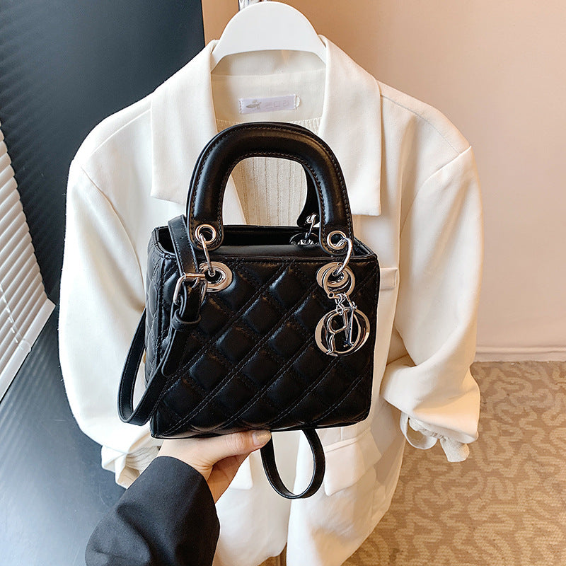 Cross-border high-end diamond Princess Diana bag women's 2025 summer new temperament simple shoulder bag trendy versatile women's bag