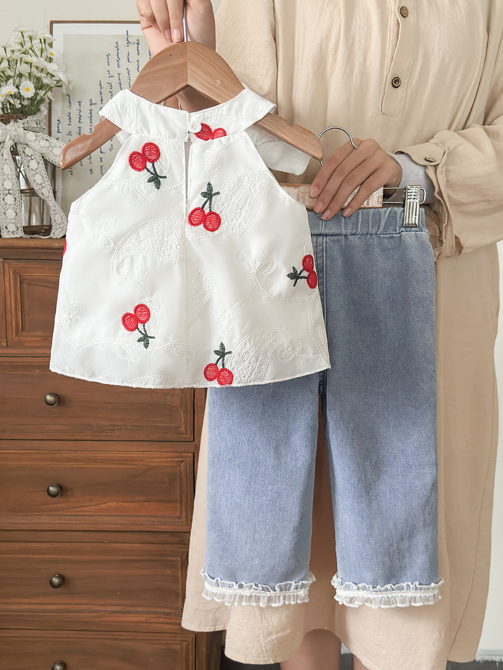 new cross-border baby & toddler country style cotton-like embroidered top with lace trim and washed denim pants set