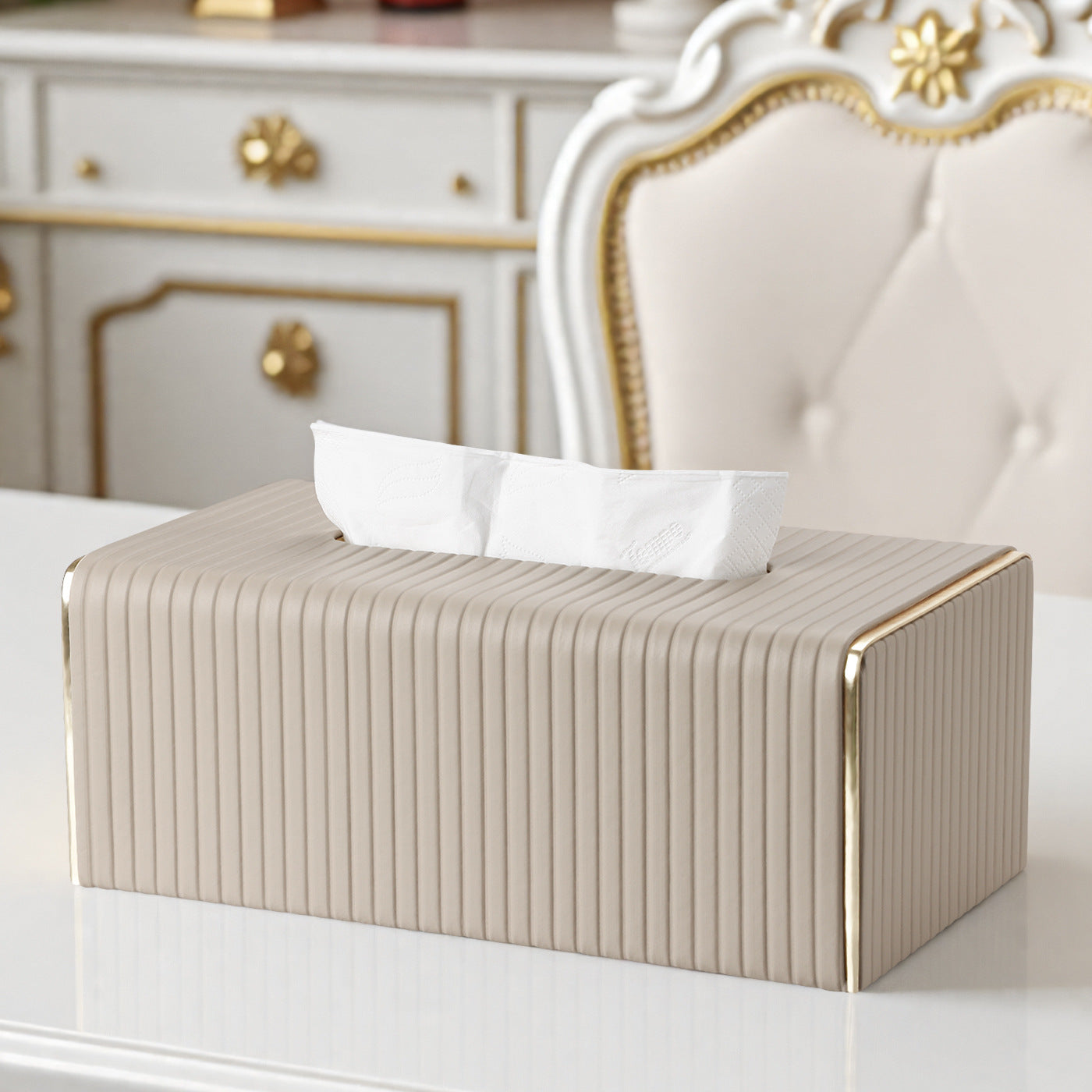 Carton drawing living room high-end light luxury coffee table modern simple home hotel creative design high-end tissue box