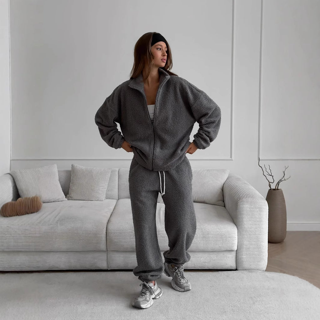 Cross-border sweater cardigan set women's Europe, America 2025 autumn and winter new sports and leisure fleece cardigan sweater set