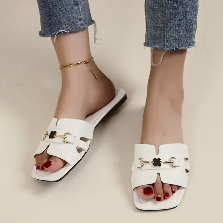 European and American large size outer wear rhinestone metal buckle square head flat bottom slippers women's 2024  summer new sandals slippers