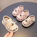 Baby girl princess shoes spring/summer 0-1 year old 2-pack closed-toe squeaky sandals soft sole infant first walker shoes toddler hollow-out single shoes