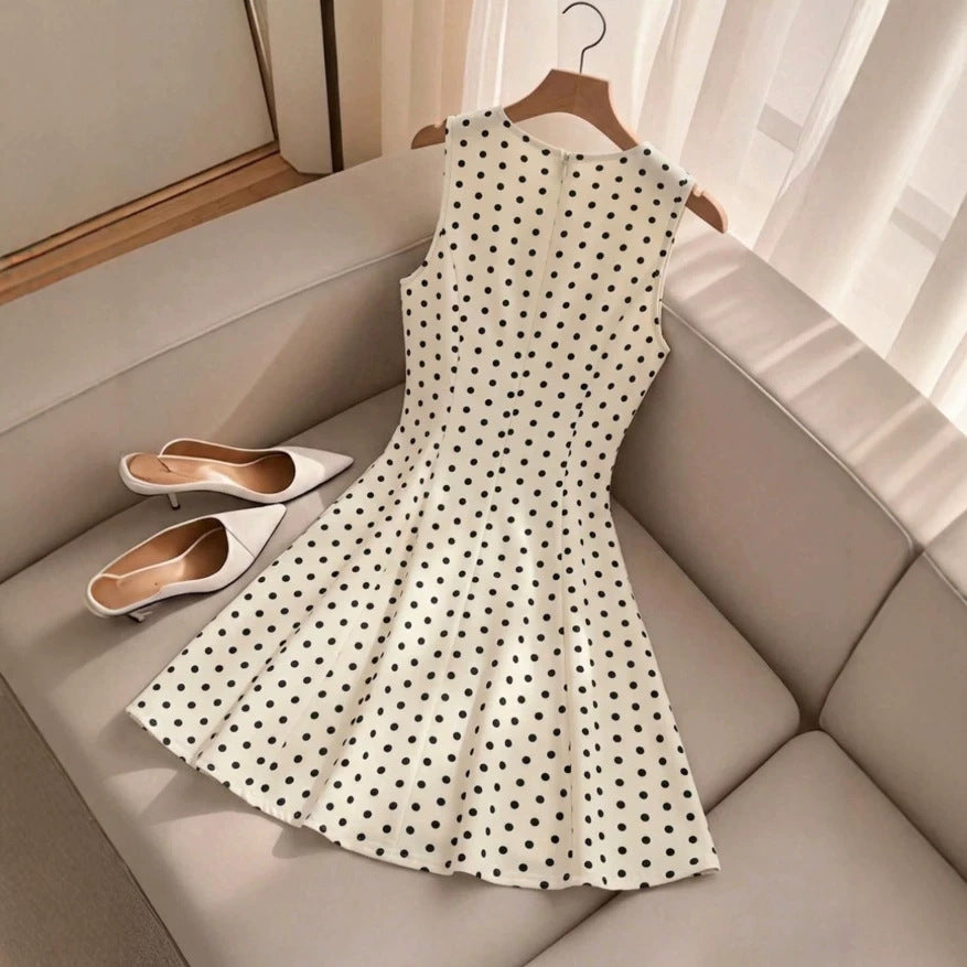 women's fashion:  summer new arrivals - european & american style, figure-flattering, polka dot, ruffle hem, sleeveless dress