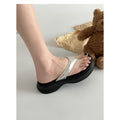 Trendy black platform flip-flops for women - new 2024 summer collection - outdoor, non-slip, height-increasing beach sandals
