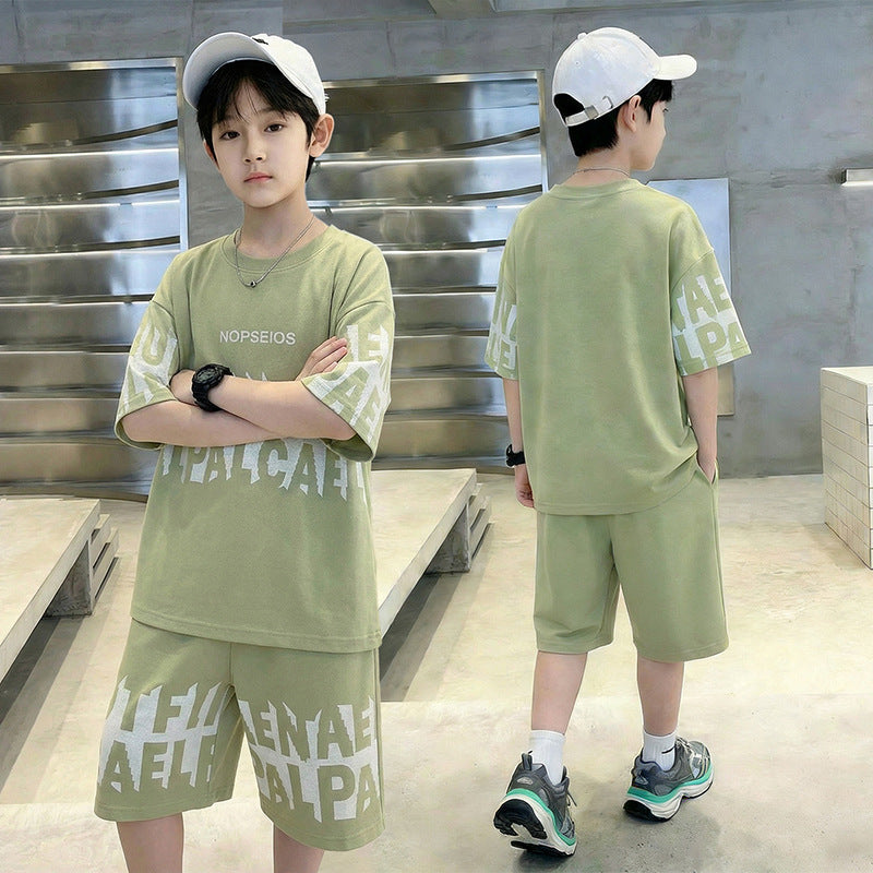 Boys' short-sleeve t-shirt and shorts summer sports set - loose-fit, breathable, casual two-piece outfit for mid-to-large children