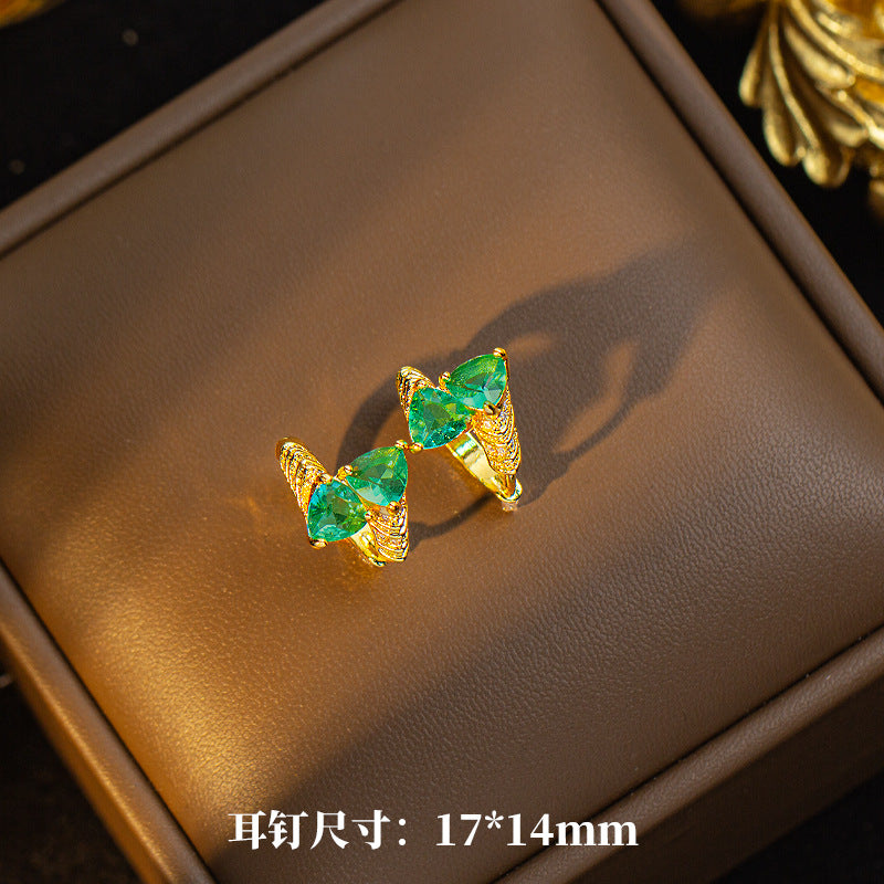 【set】european and american retro heavily engraved diamond-studded titanium steel emerald necklace, exquisite high-end light luxury earrings and ring set for women
