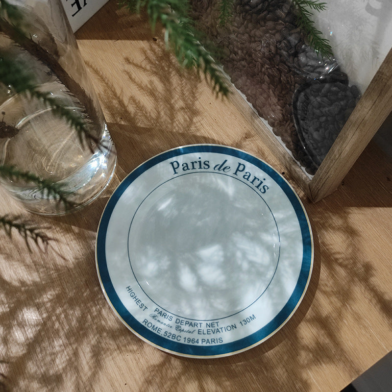 Modern minimalist ceramic plate - trendy, high-style dish for home use, perfect for serving dishes and desserts