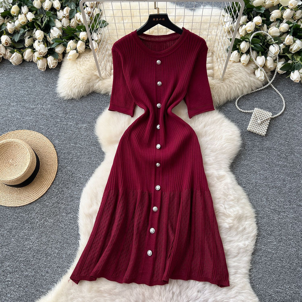 Xiaoxiangfeng fashionablefashionable round neck short-sleeved metal buckle waist knittingdress female summerslimming looksweater long skirt