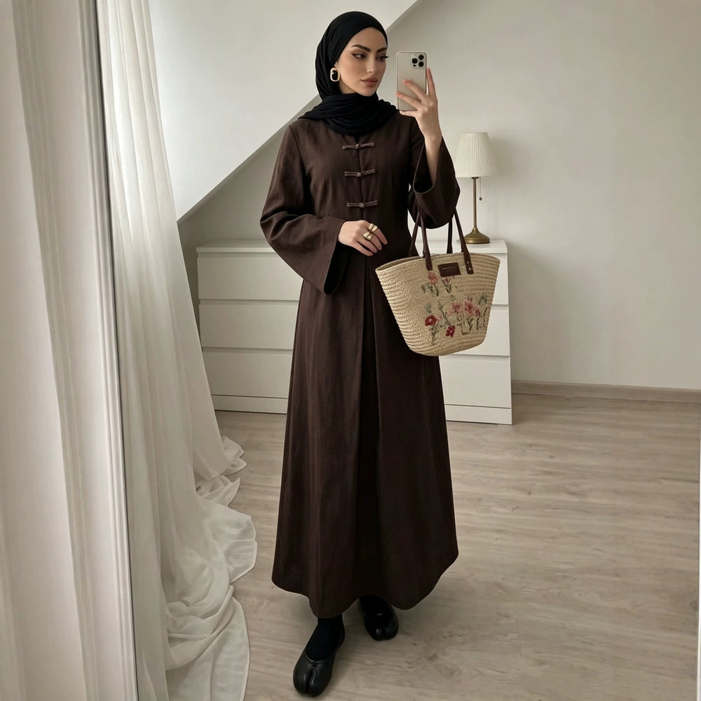 cross-border fashion: vintage-inspired, elegant, and versatile long dress with round neck, button-down design, and pleated detailing