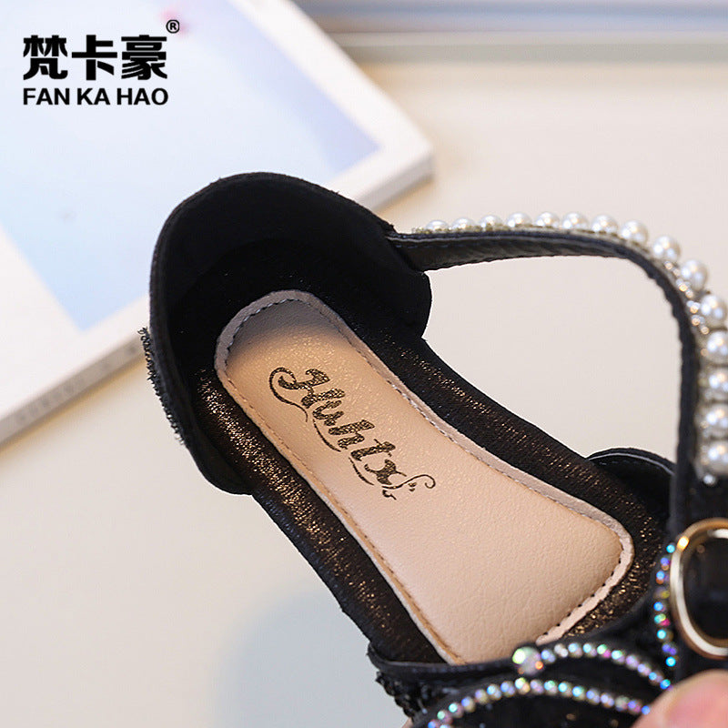 Kids' closed-toe princess sandals:  new girls' fashion bowknot princess shoes for students' performances and dance