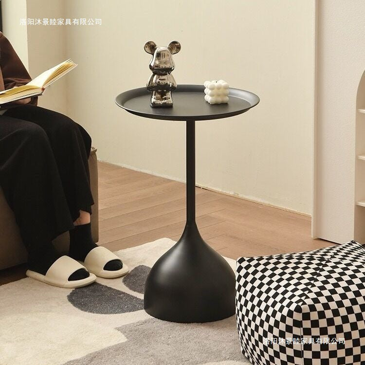 Casual side table small apartment iron art small round table cream style sofa side small coffee table bedside iron art coffee table corner table