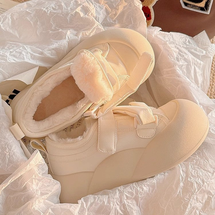 2025 winter new fleece-lined white sneakers: ins-style slip-ons, versatile, warm, and unique casual shoes for women