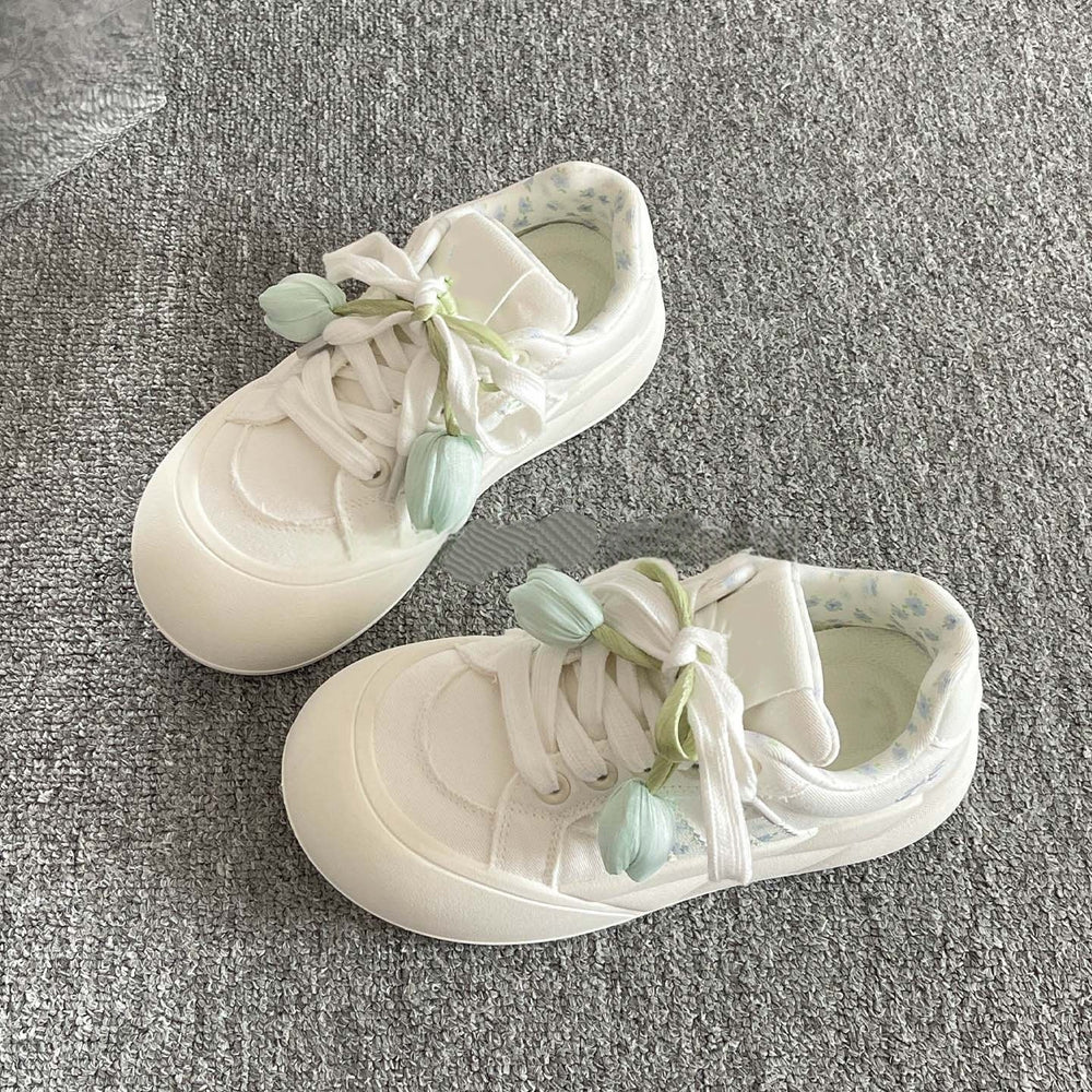 Trending spring/autumn casual sneakers for women - 2026 new thick-soled white shoes, versatile bread shoes perfect for pairing with skirts