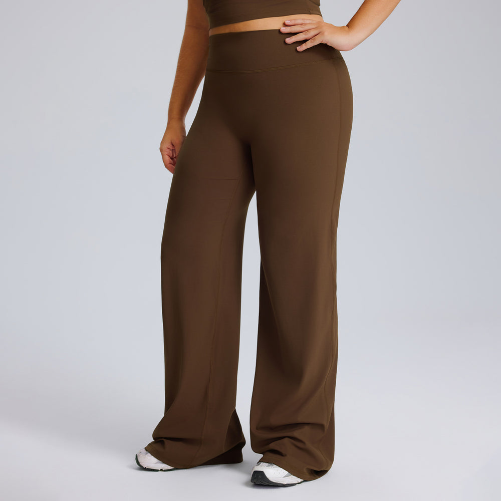 European and american plus size straight-leg yoga outfit set - high elasticity, breathable, quick-drying activewear for women's outdoor running and fitness