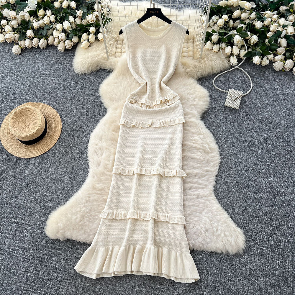Korean style minimalist sleeveless knit dress - women's summer slimming, figure-flattering, ruffle-trimmed, luxurious, and stunning maxi dress