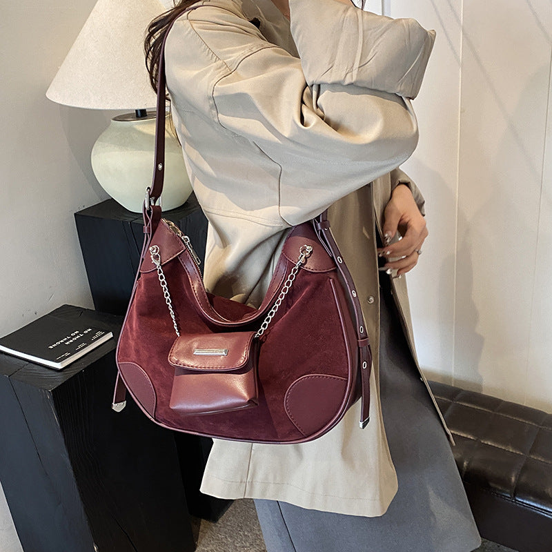 French niche bag women's 2025 popular new fashion design shoulder bag underarm bag retro contrasting messenger bag