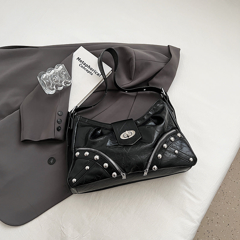 Retro personalized locomotive bag 2025 new fashionable large-capacity willow nail tote bag heavy industry foreign gas shoulder armpit bag