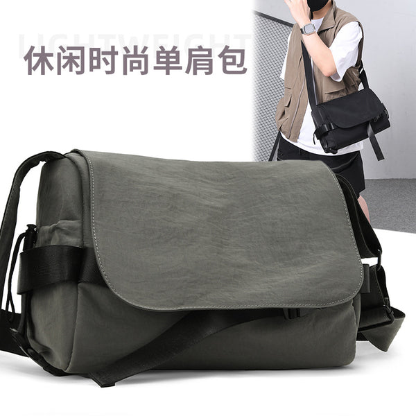 New men's messenger bag trendy college student large-capacity computer bag Japanese casual versatile small satchel shoulder bag