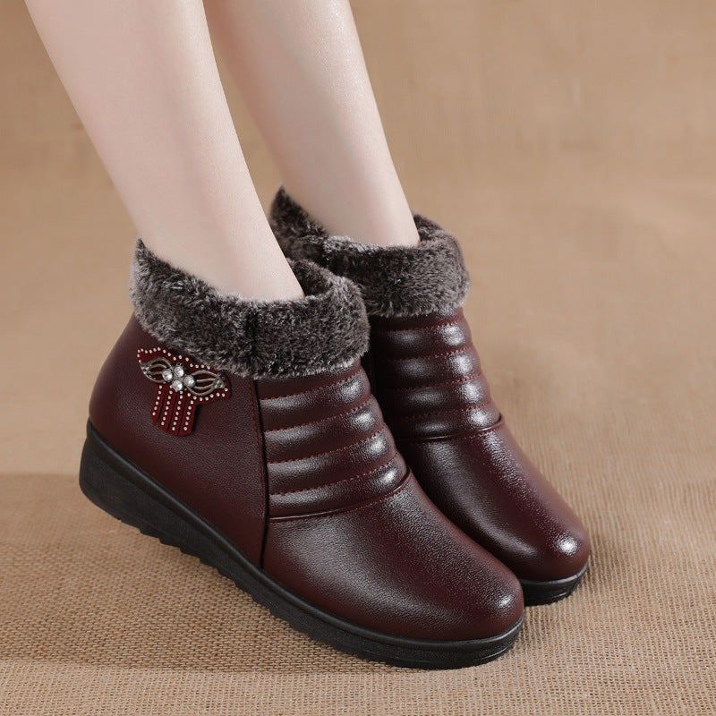 Winter ladieswear shoes middle-aged and elderly cotton shoes plus size heattechplaidfleece-linednon-slipflats soft bottom leather shoes wholesale