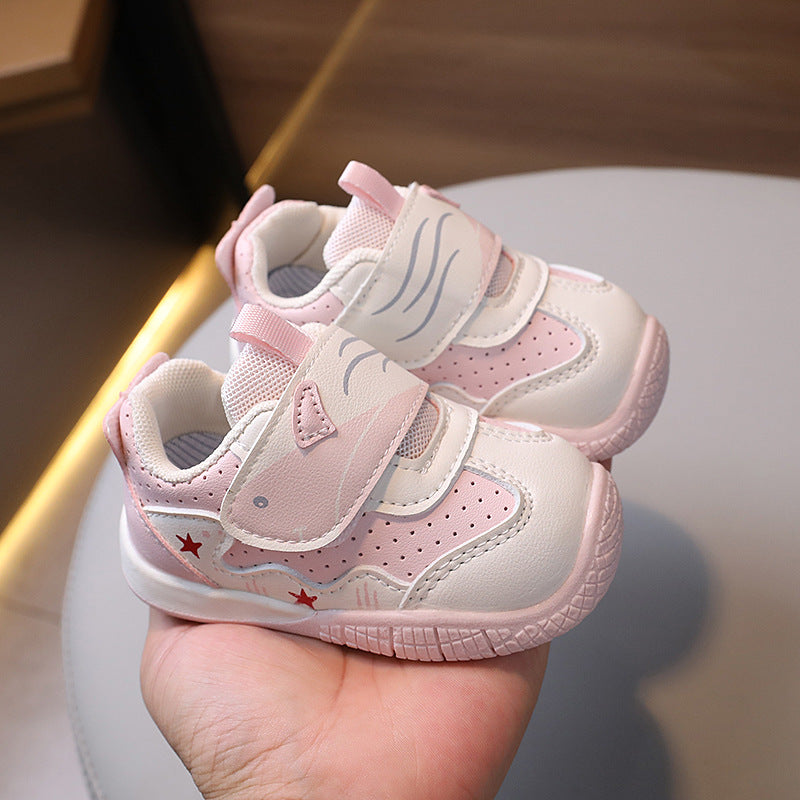 Clearance sale: kids' athletic shoes - sizes for 1-4 year olds, infants & toddlers, boys & girls, soft-soled children's shoes, functional footwear