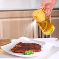 For homespray and pour two-in-one oil pot two-in-one kitchen for homespray atomized oil bottle automatic opening and closing oil pot